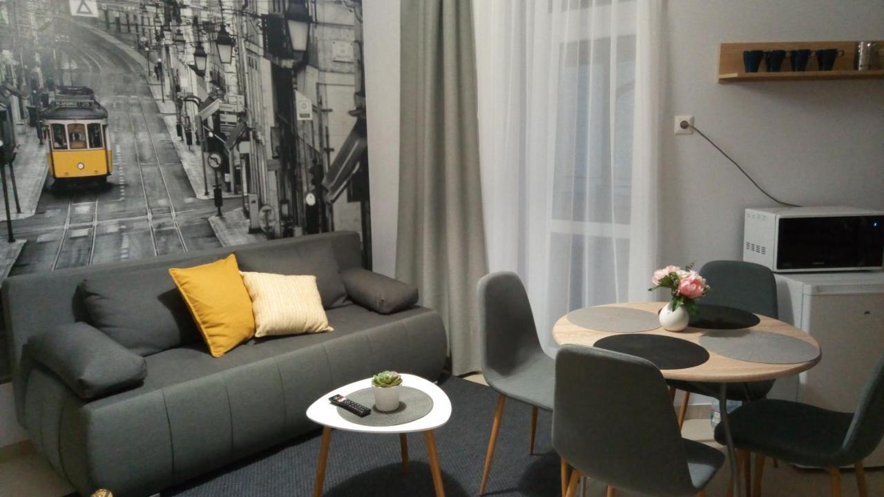 Loli Apartman Miskolc Exterior photo
