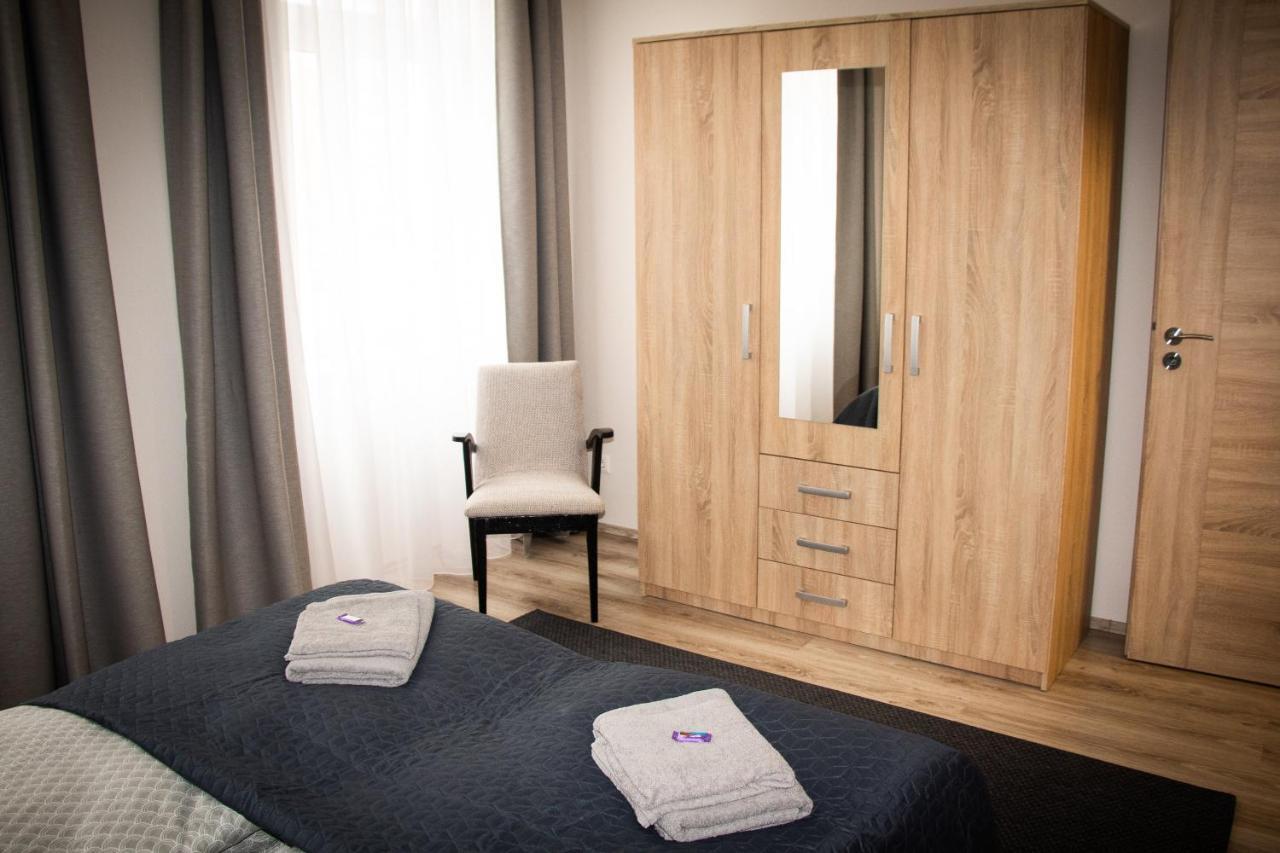 Loli Apartman Miskolc Exterior photo